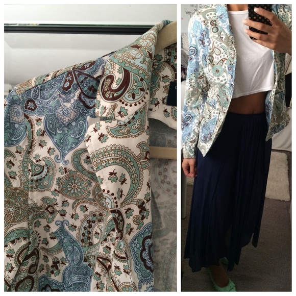 Blue/mint floral blazer:) 🌷 - Picture 3 of 6